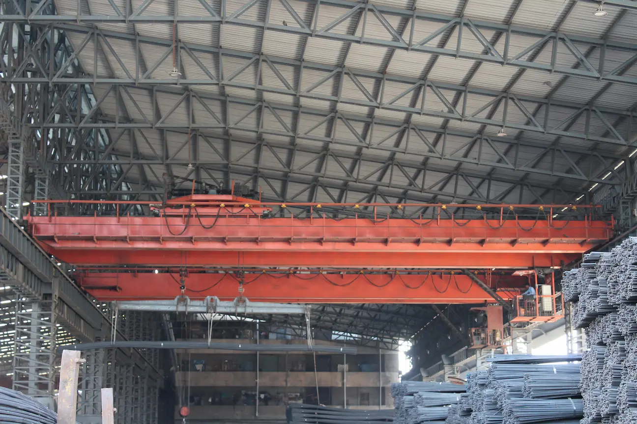 Rotating Trolley Crane Manufacturing Thane- Garuda Cranes